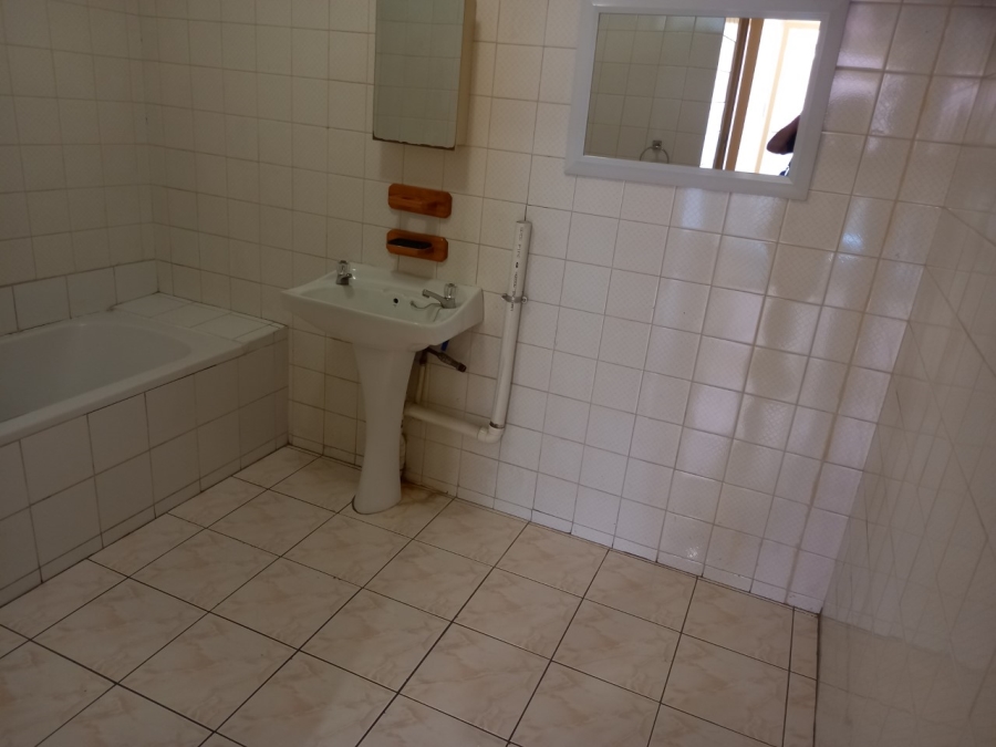 2 Bedroom Property for Sale in Wonderboom South Gauteng