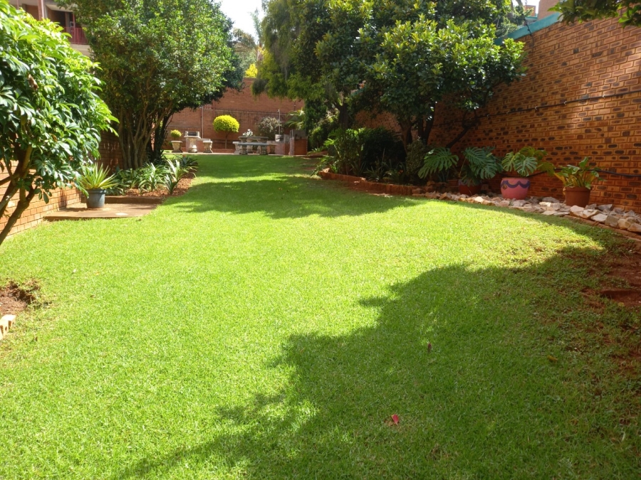 2 Bedroom Property for Sale in Wonderboom South Gauteng