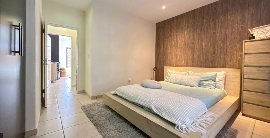 2 Bedroom Property for Sale in Mulbarton Gauteng