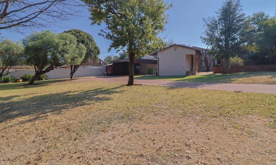4 Bedroom Property for Sale in Mulbarton Gauteng