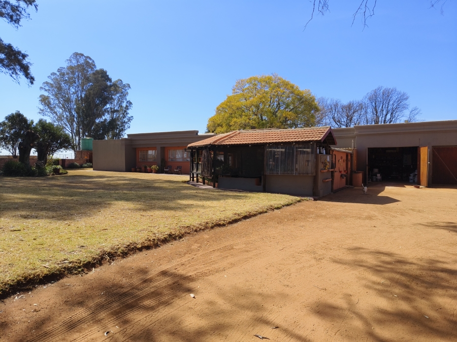 3 Bedroom Property for Sale in Firolaz AH Gauteng