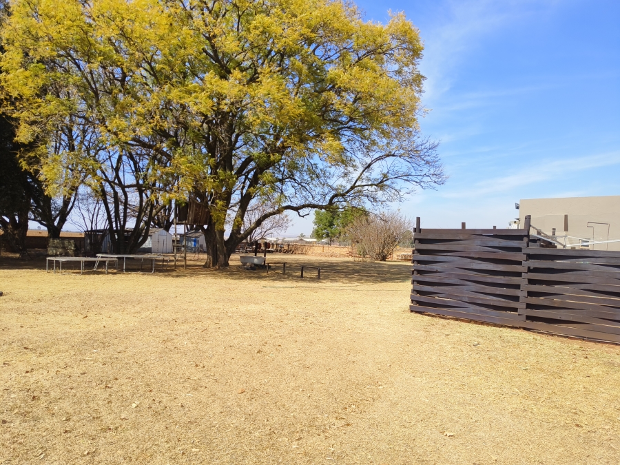 3 Bedroom Property for Sale in Firolaz AH Gauteng