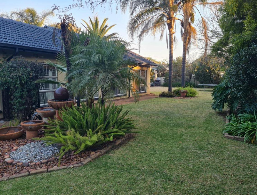 4 Bedroom Property for Sale in Brackenhurst Gauteng