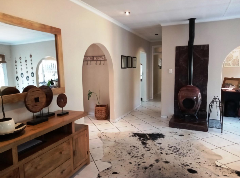 4 Bedroom Property for Sale in Brackenhurst Gauteng