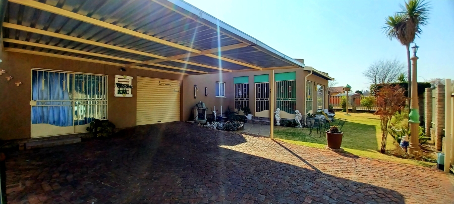 3 Bedroom Property for Sale in Minnebron Gauteng