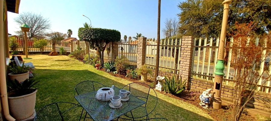 3 Bedroom Property for Sale in Minnebron Gauteng