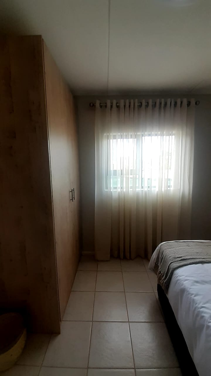 2 Bedroom Property for Sale in Kenleaf Gauteng