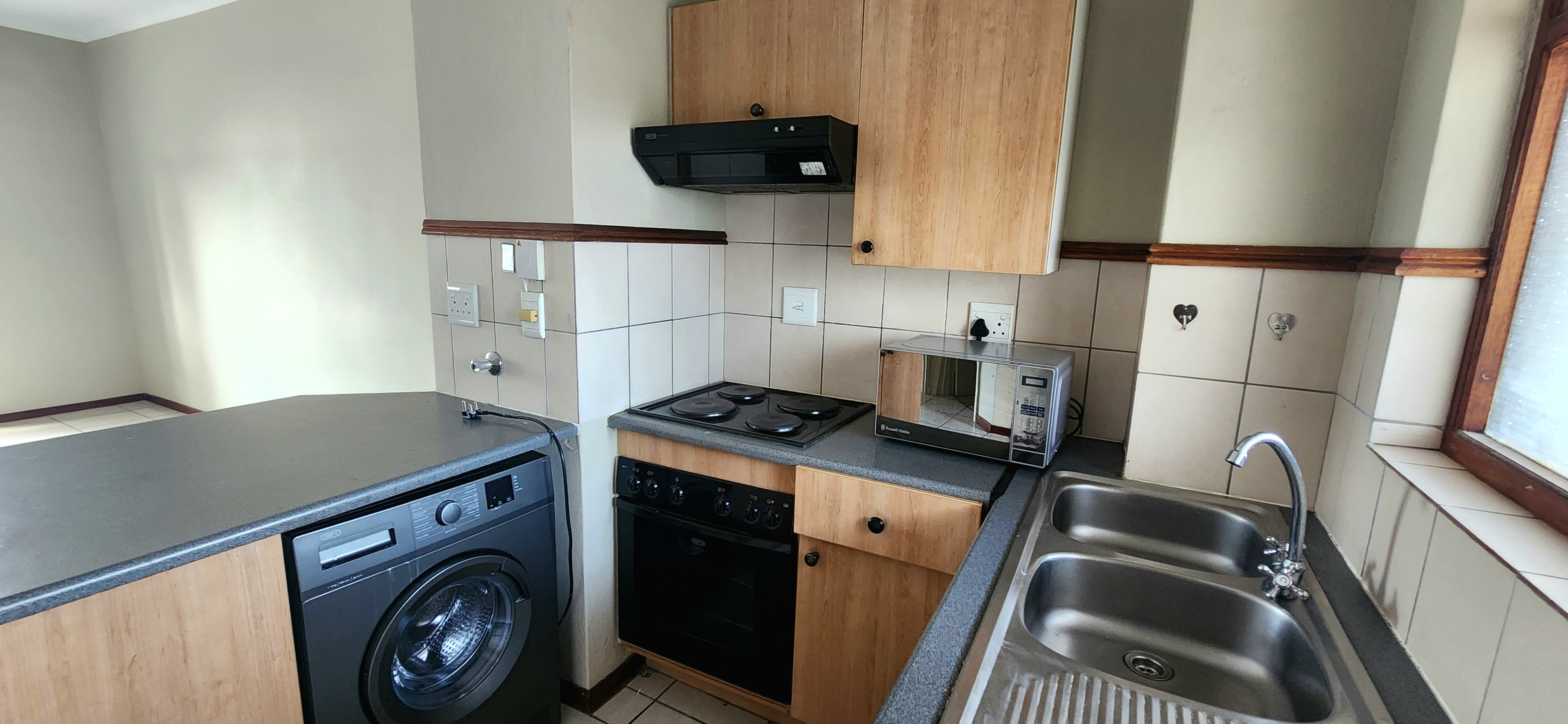 1 Bedroom Property for Sale in Erand Gardens Gauteng