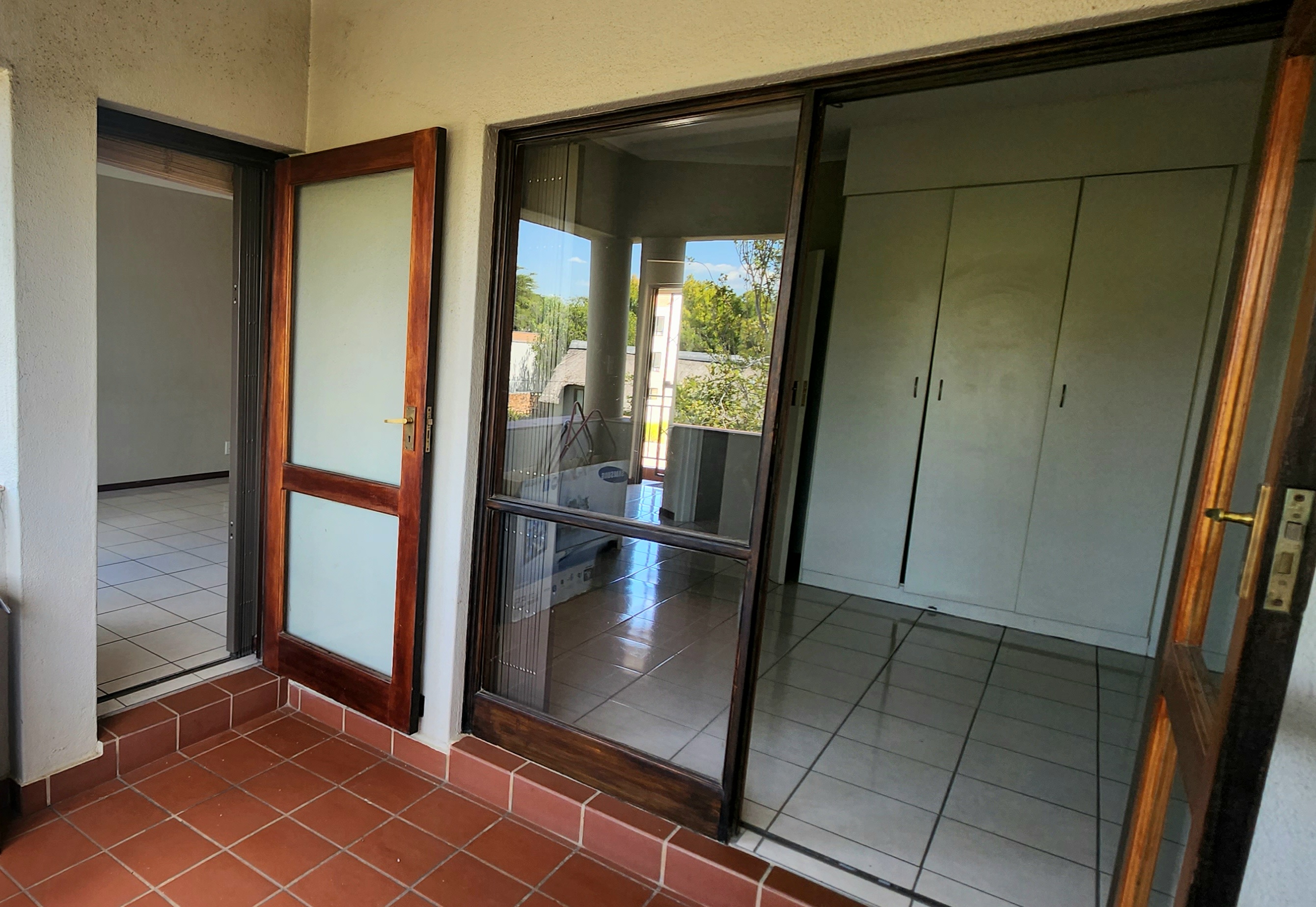 1 Bedroom Property for Sale in Erand Gardens Gauteng