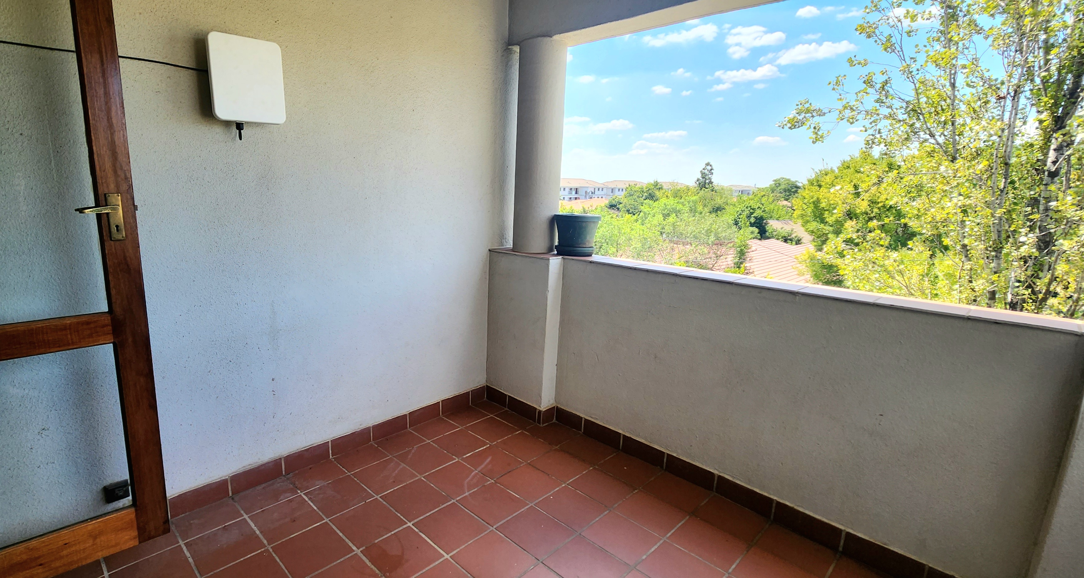 1 Bedroom Property for Sale in Erand Gardens Gauteng