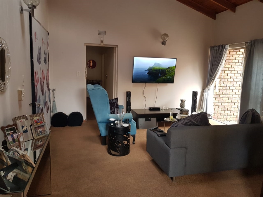 3 Bedroom Property for Sale in Vanderbijlpark CW 3 Gauteng