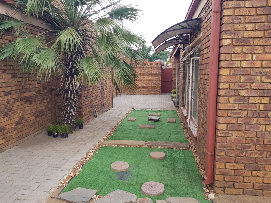 3 Bedroom Property for Sale in Vanderbijlpark CW 3 Gauteng