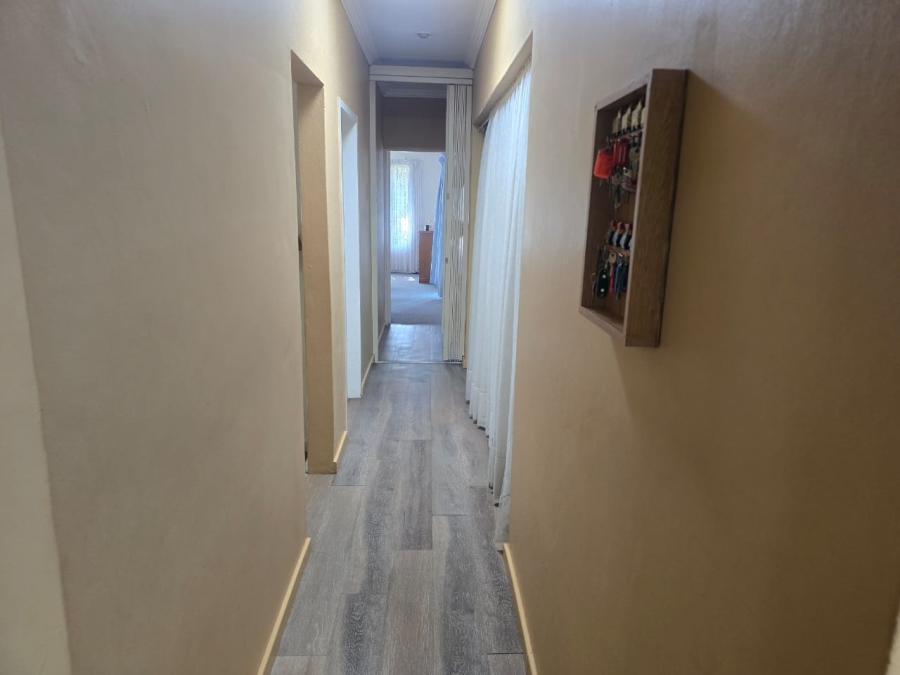 3 Bedroom Property for Sale in Annlin Gauteng