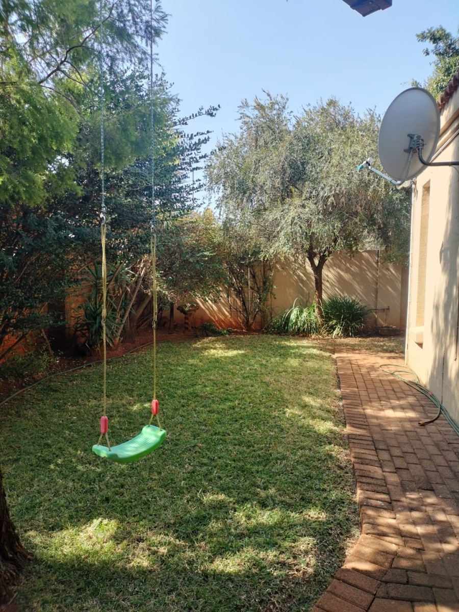 3 Bedroom Property for Sale in Annlin Gauteng