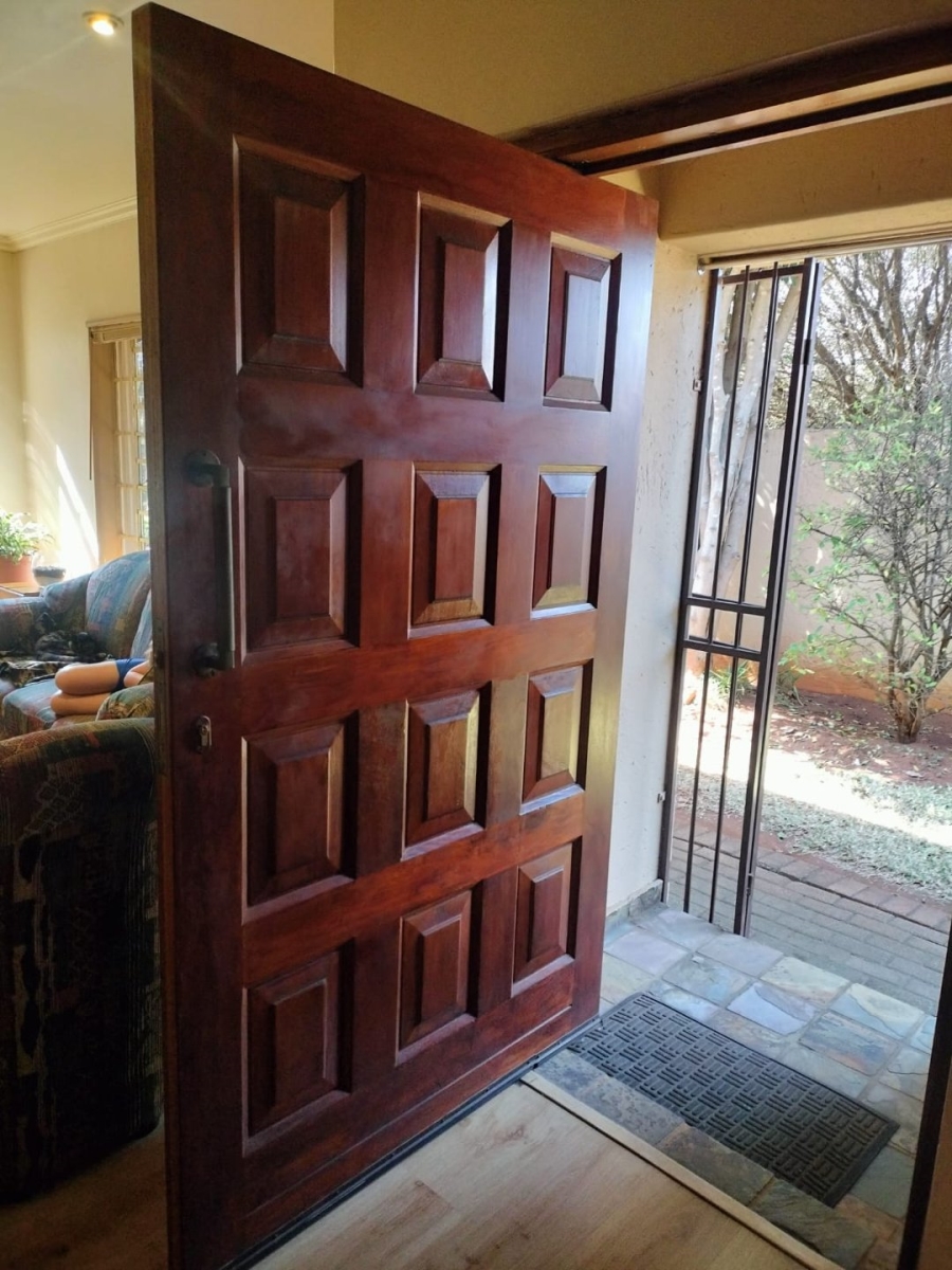 3 Bedroom Property for Sale in Annlin Gauteng