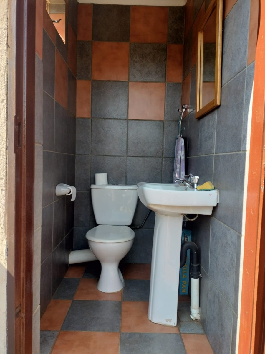 3 Bedroom Property for Sale in Annlin Gauteng