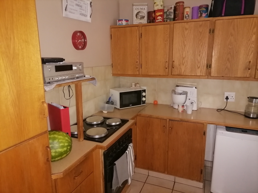 2 Bedroom Property for Sale in Annlin Gauteng