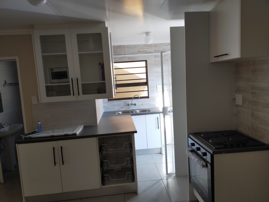 To Let 4 Bedroom Property for Rent in Cosmo City Gauteng