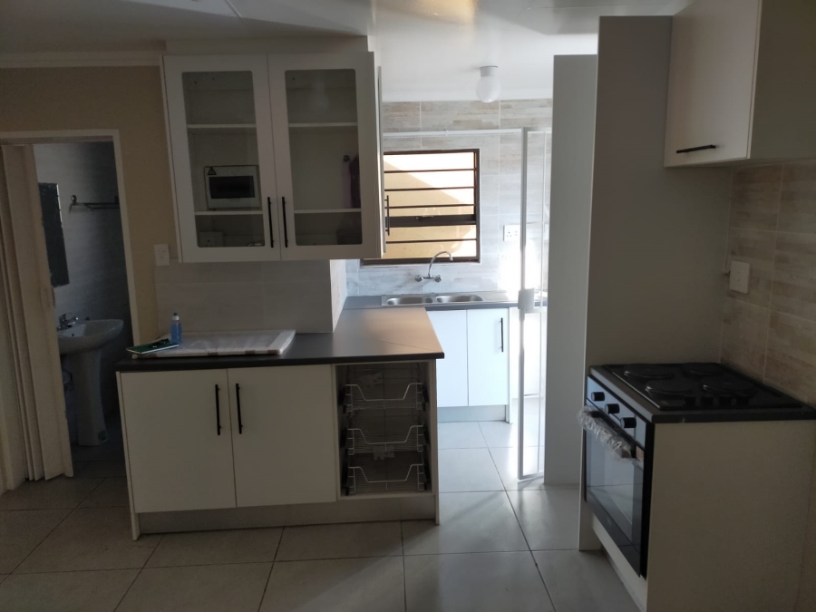 To Let 4 Bedroom Property for Rent in Cosmo City Gauteng