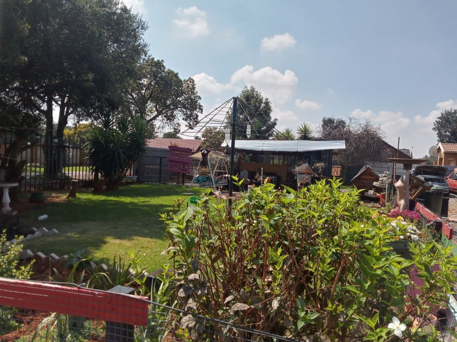 4 Bedroom Property for Sale in Daggafontein Gauteng