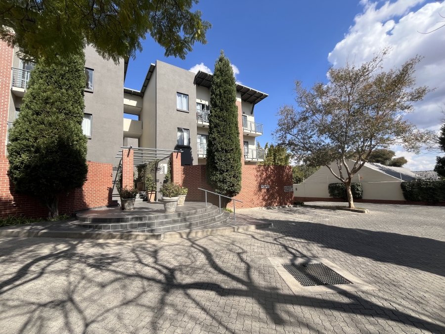 1 Bedroom Property for Sale in Ferndale Gauteng