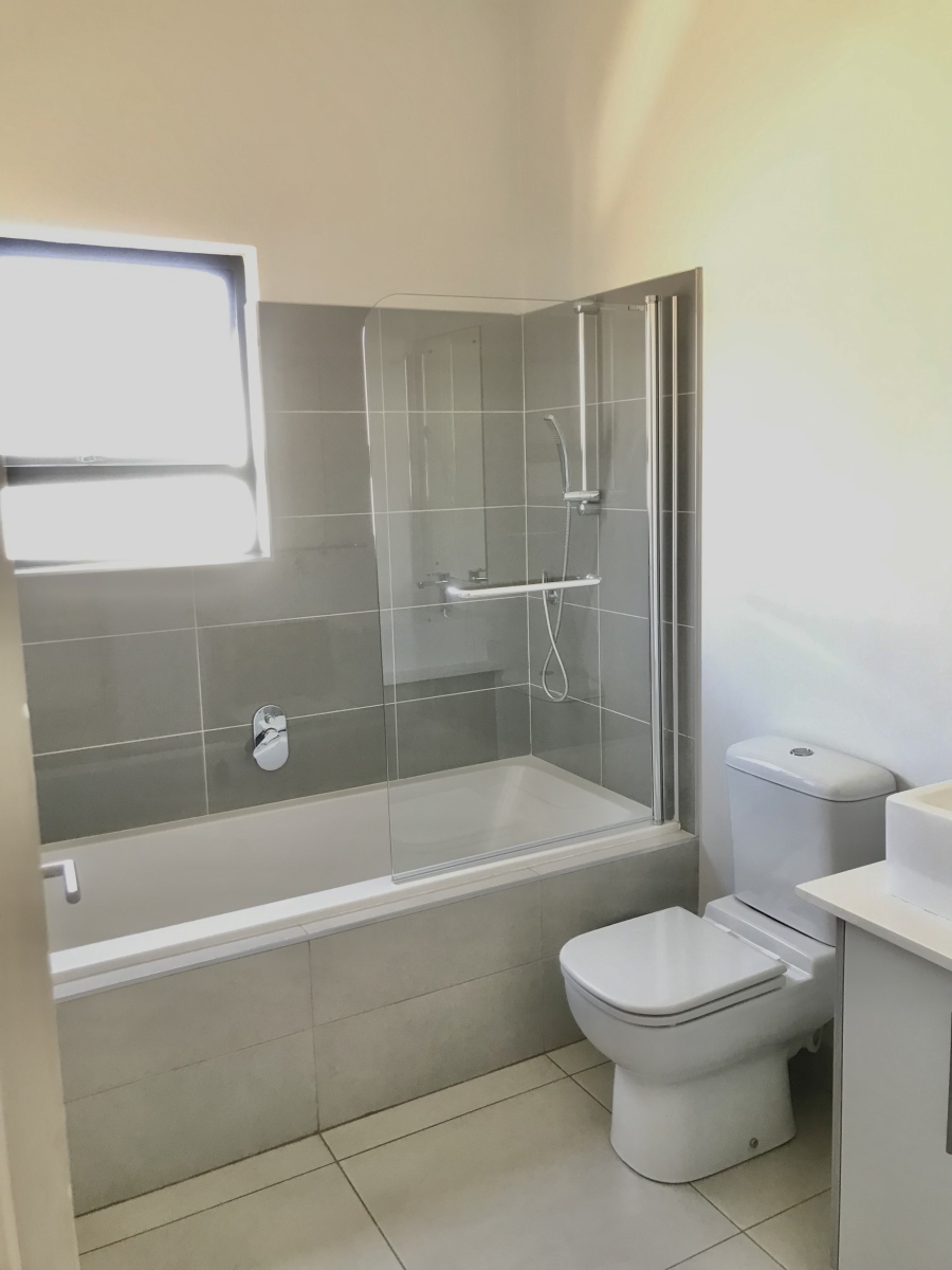 2 Bedroom Property for Sale in Broadacres Gauteng