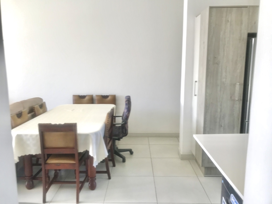 2 Bedroom Property for Sale in Broadacres Gauteng