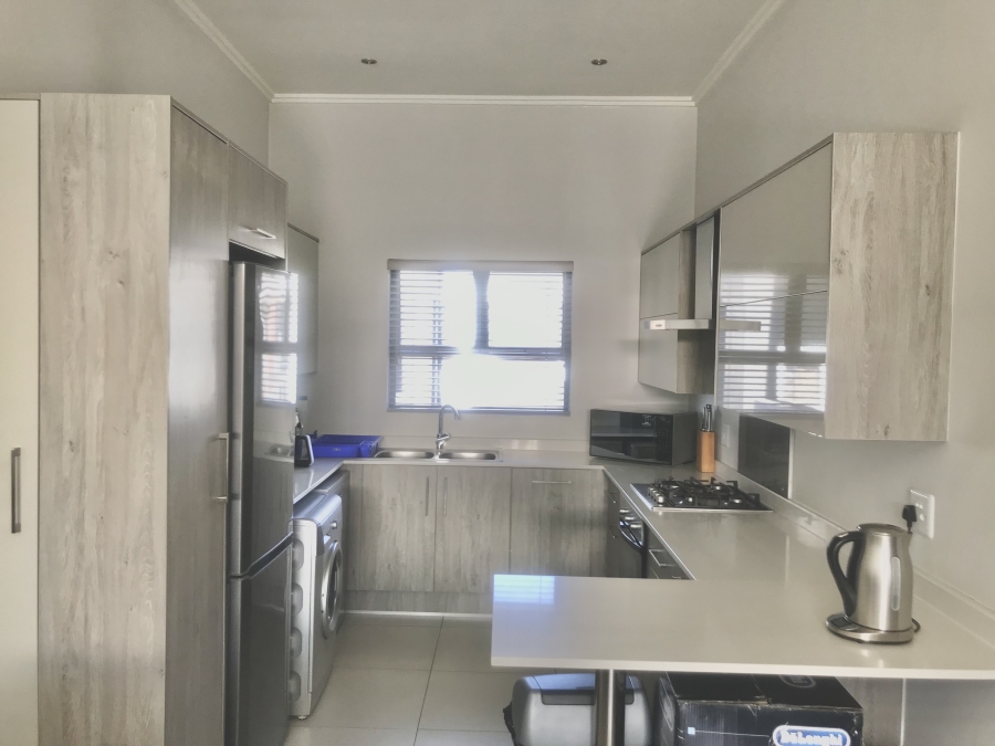 2 Bedroom Property for Sale in Broadacres Gauteng