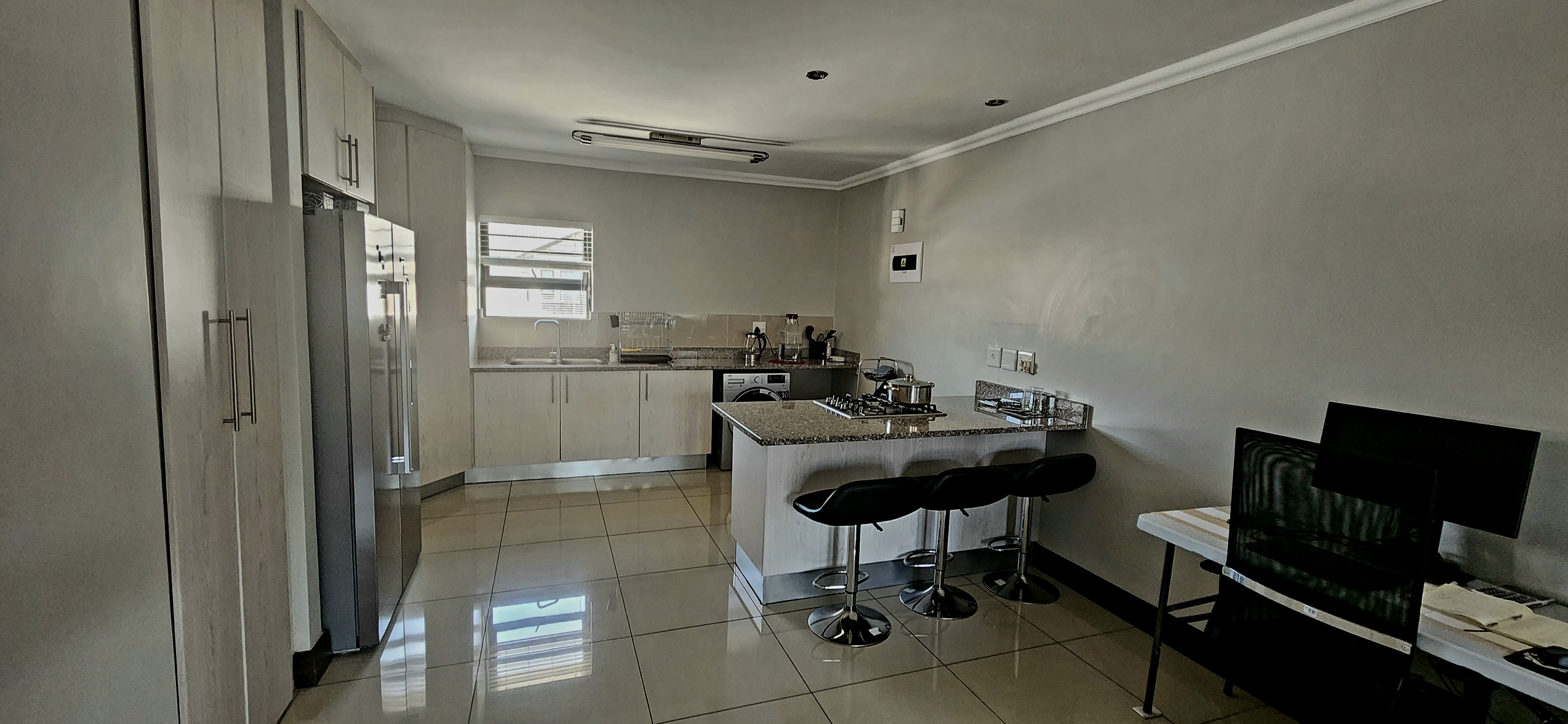 2 Bedroom Property for Sale in Crowthorne AH Gauteng