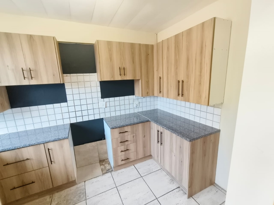 2 Bedroom Property for Sale in Meyerspark Gauteng