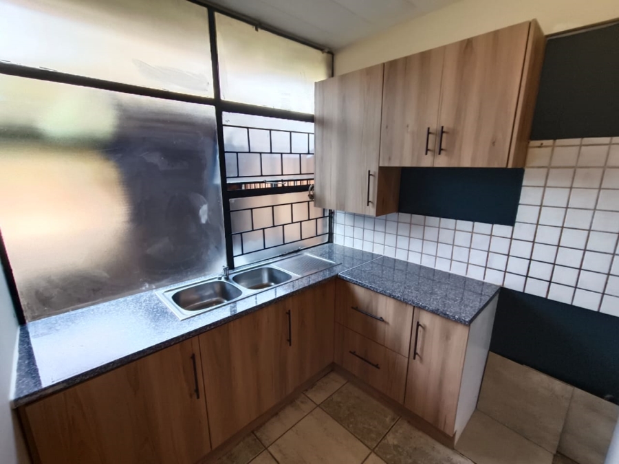 2 Bedroom Property for Sale in Meyerspark Gauteng