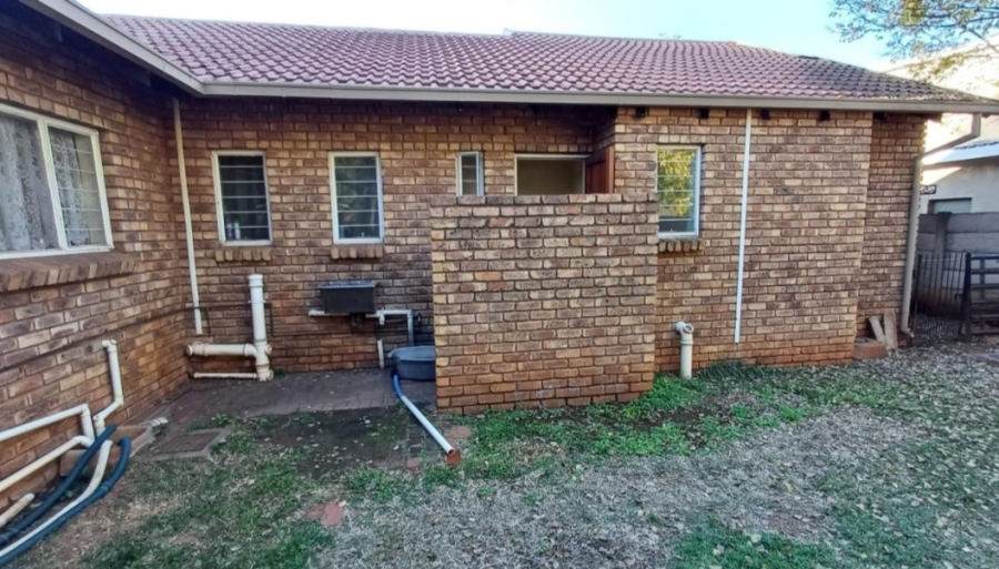 4 Bedroom Property for Sale in Doornpoort Gauteng