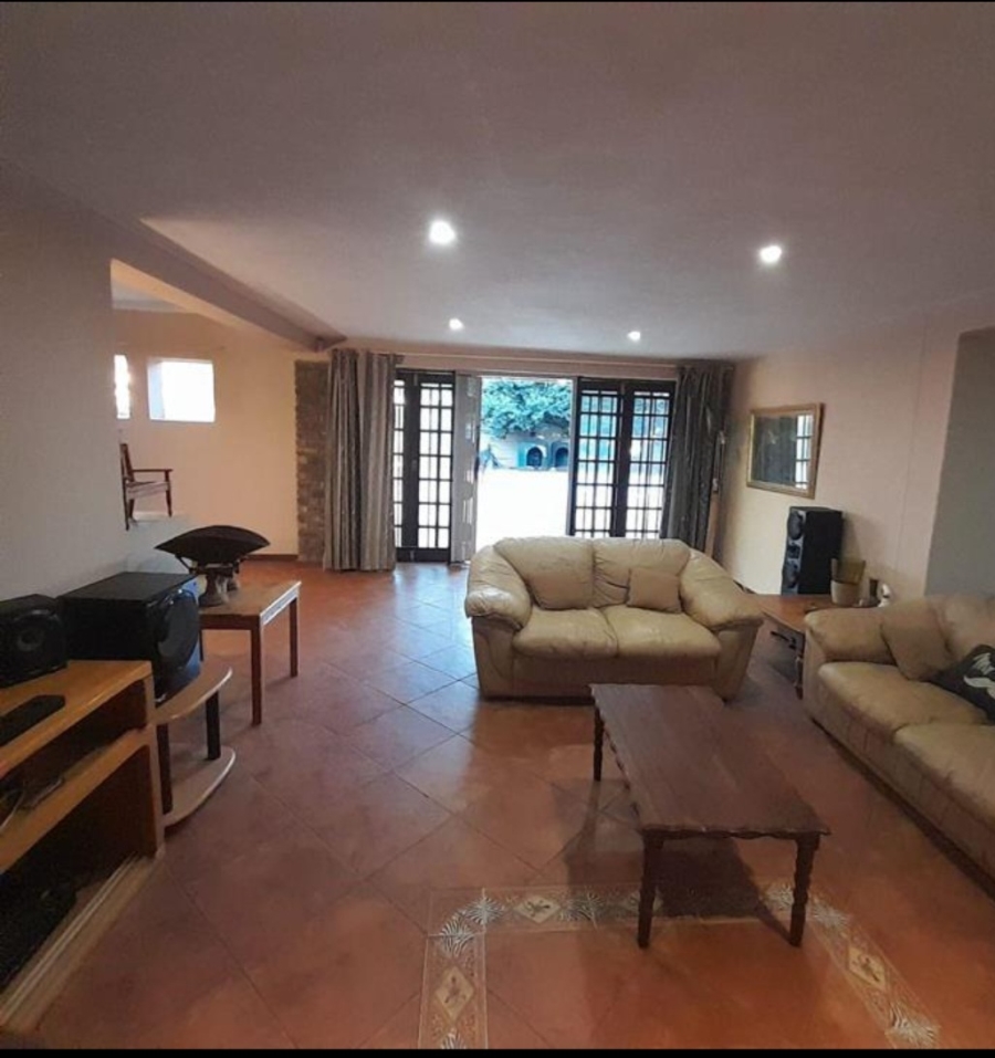 4 Bedroom Property for Sale in Doornpoort Gauteng