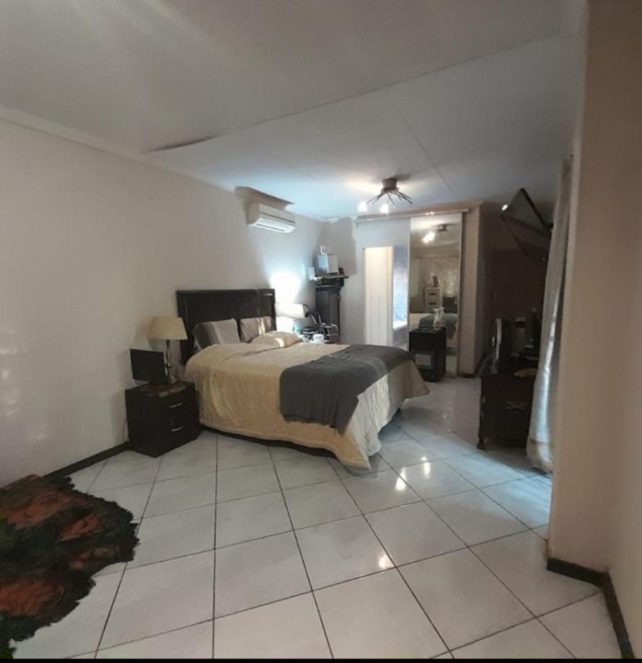 4 Bedroom Property for Sale in Doornpoort Gauteng