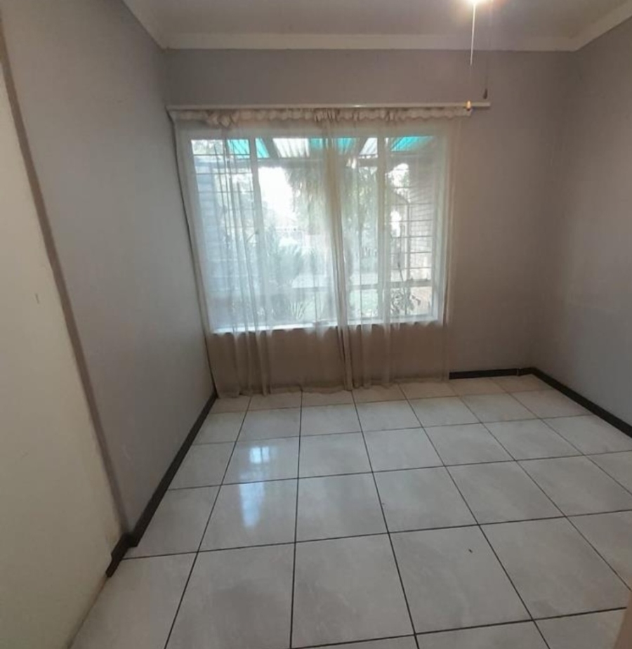 4 Bedroom Property for Sale in Doornpoort Gauteng