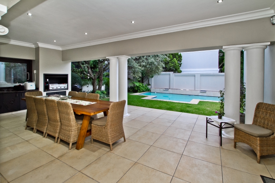 5 Bedroom Property for Sale in Atholl Gauteng