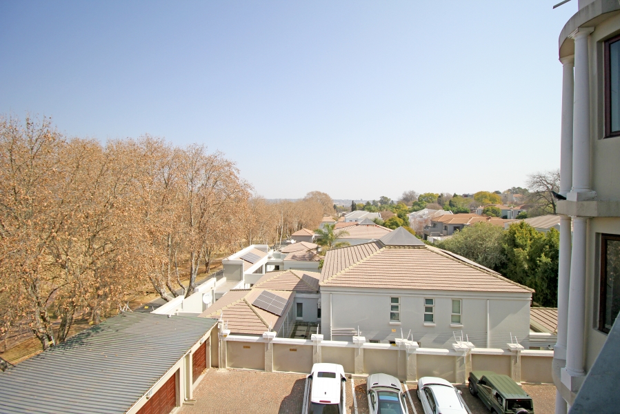 2 Bedroom Property for Sale in Dunkeld West Gauteng