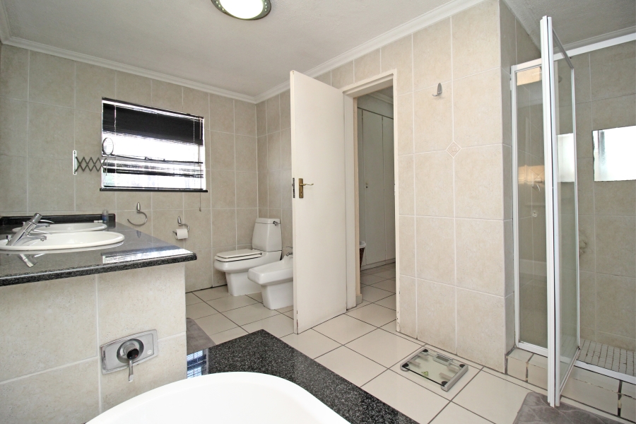 4 Bedroom Property for Sale in Bramley Gauteng