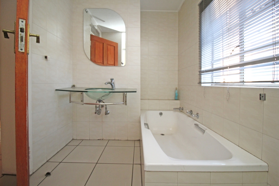 4 Bedroom Property for Sale in Bramley Gauteng