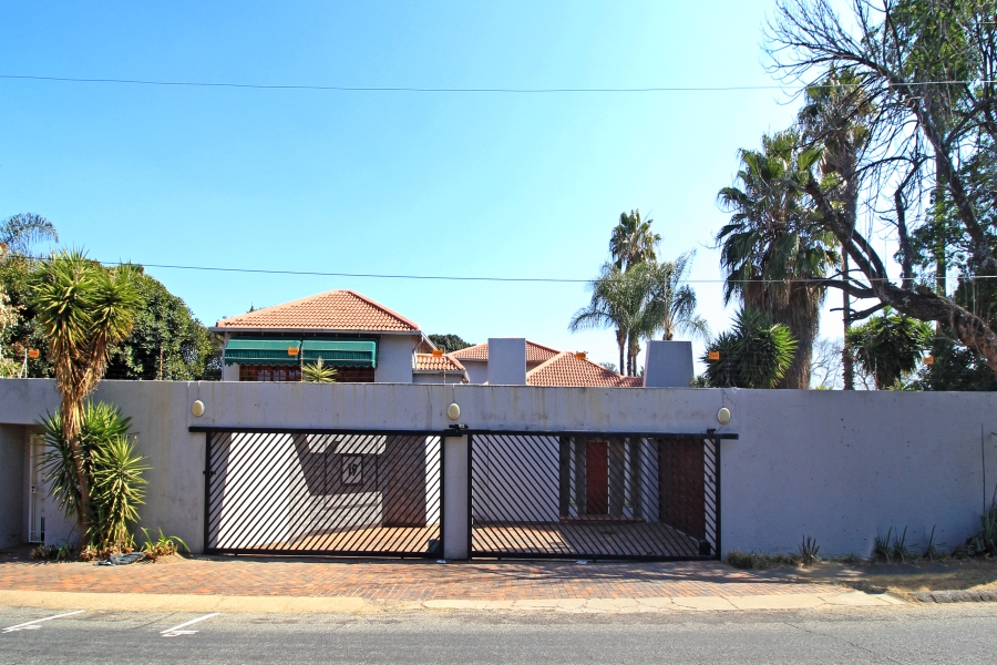 4 Bedroom Property for Sale in Bramley Gauteng