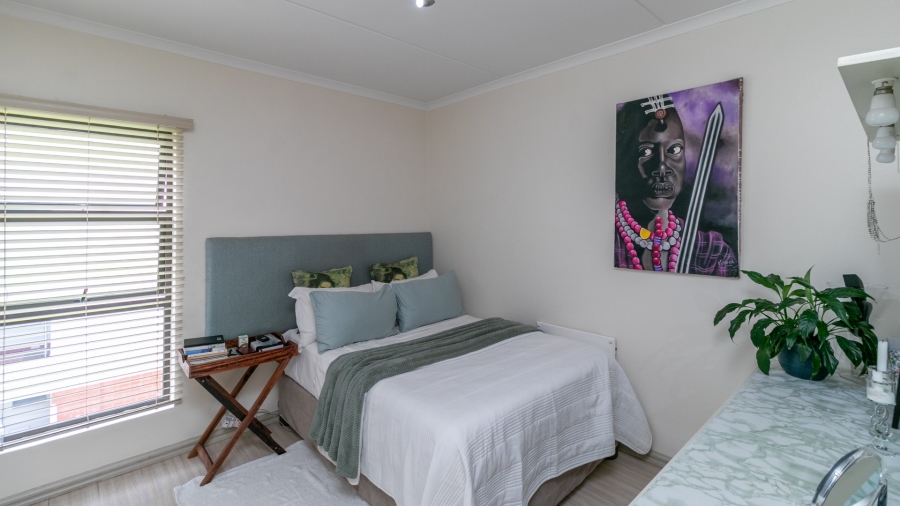 2 Bedroom Property for Sale in Barbeque Downs Gauteng