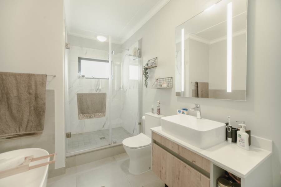 3 Bedroom Property for Sale in Carlswald Gauteng