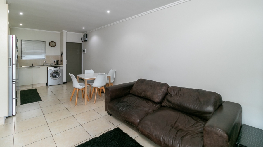 2 Bedroom Property for Sale in Barbeque Downs Gauteng
