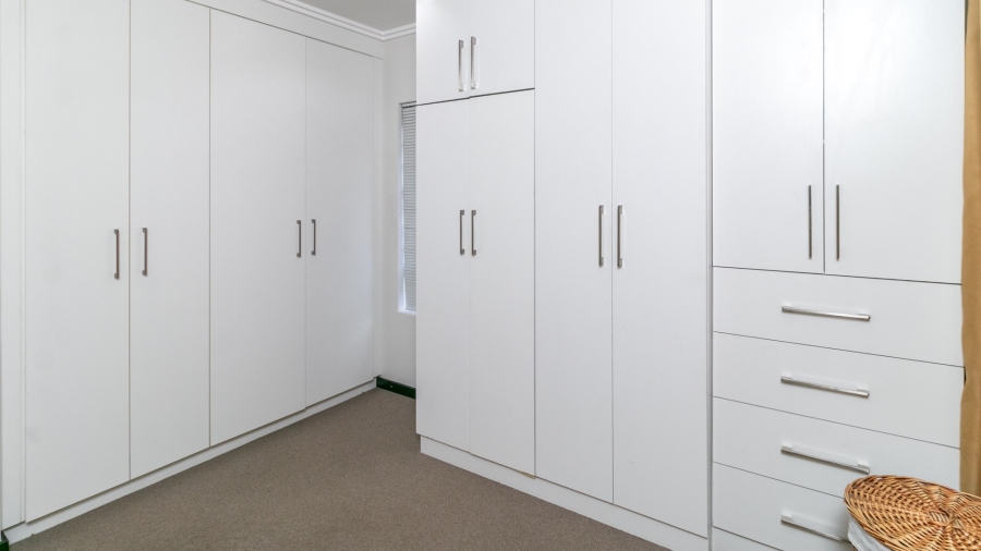 2 Bedroom Property for Sale in Barbeque Downs Gauteng