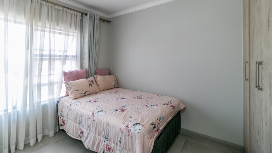 2 Bedroom Property for Sale in Carlswald Estate Gauteng