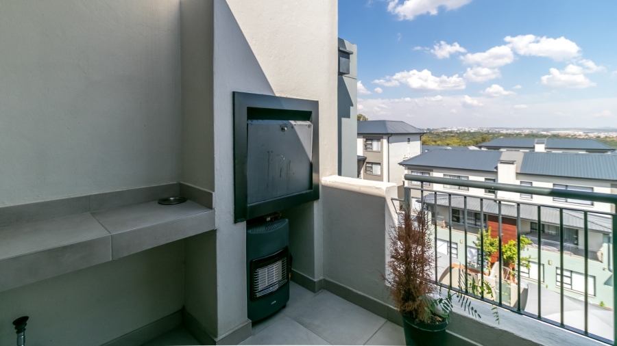 2 Bedroom Property for Sale in Carlswald Estate Gauteng