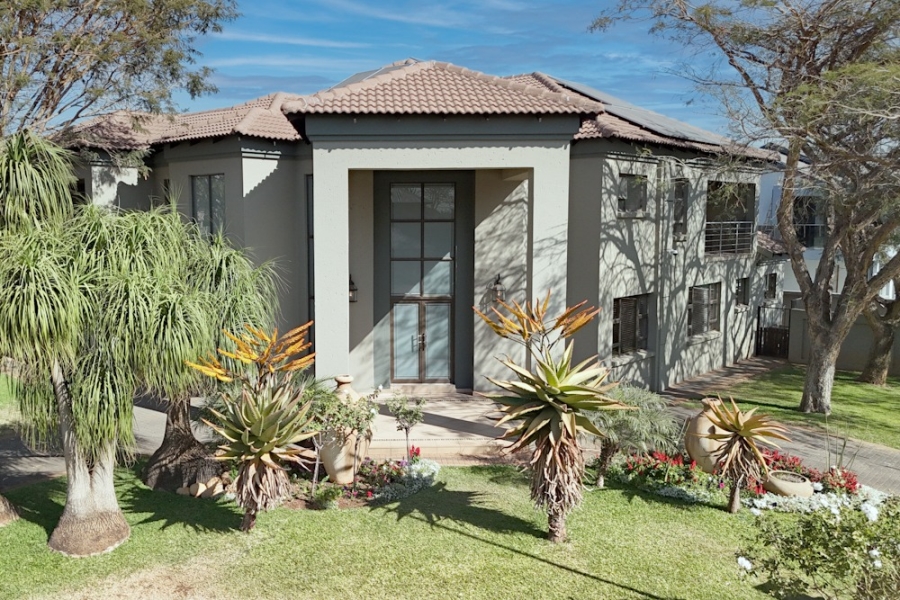 4 Bedroom Property for Sale in Zambezi Country Estate Gauteng