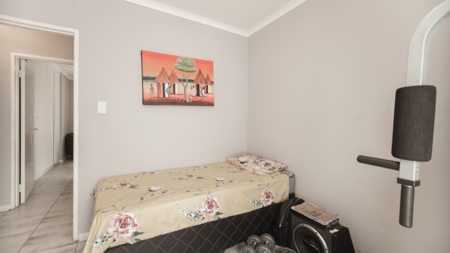 To Let 2 Bedroom Property for Rent in Northcliff Gauteng