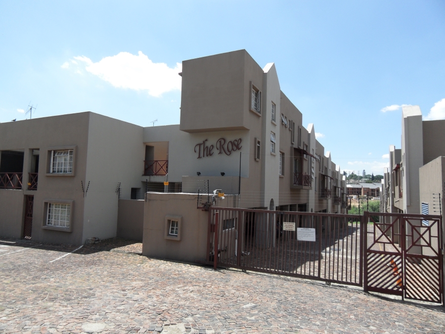 3 Bedroom Property for Sale in Corlett Gardens Gauteng