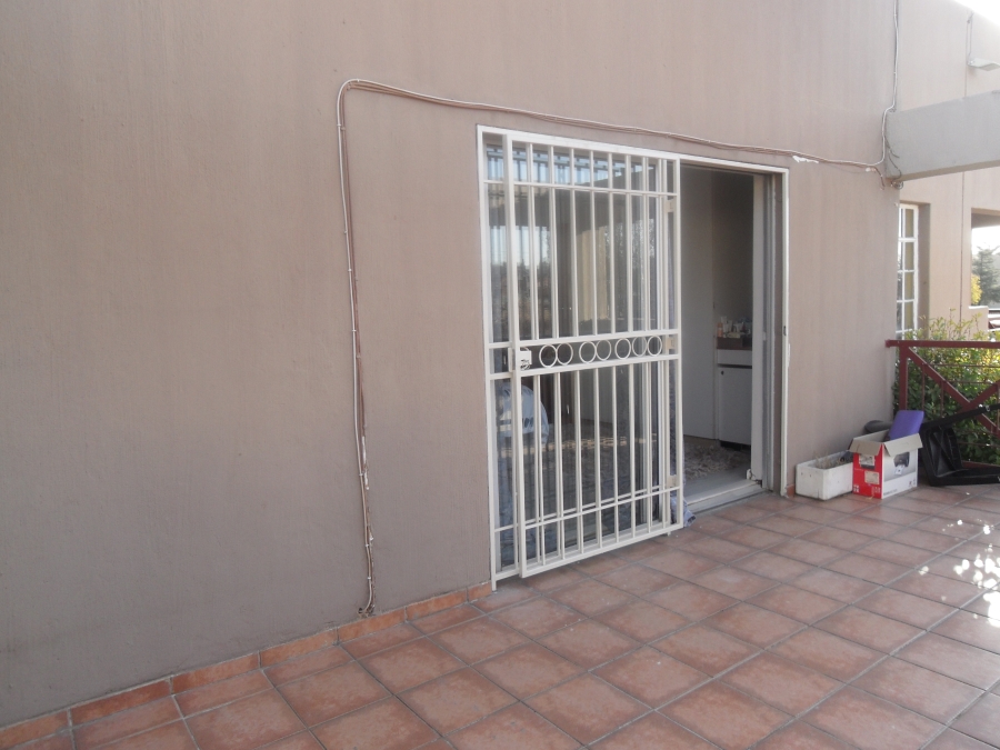 3 Bedroom Property for Sale in Corlett Gardens Gauteng